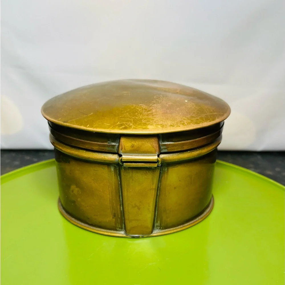 Antique Oval Trinket Box - Picture 4 of 5